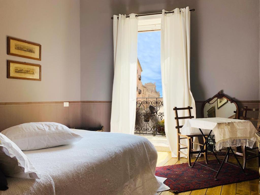 Il Salotto Di Maria Pia Bed and Breakfast Syracuse Eksteriør billede